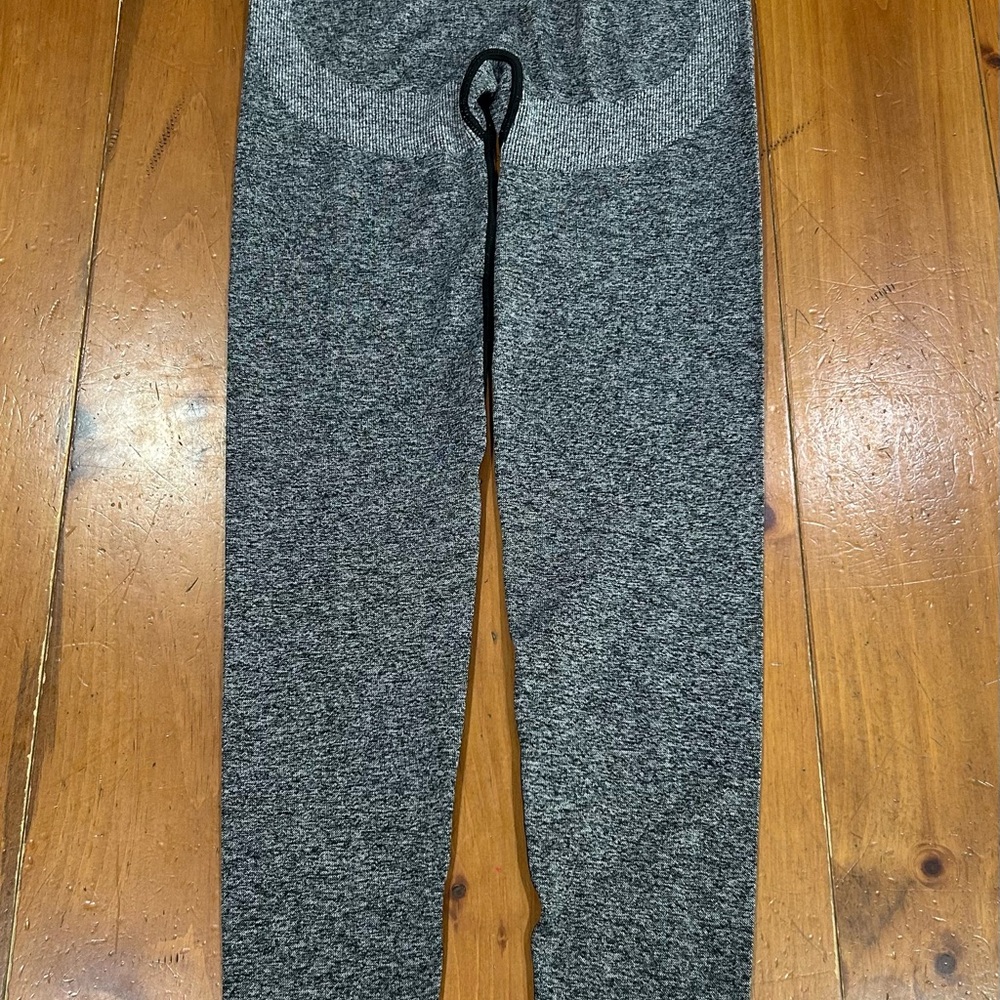 Pink Active by Victoria Secret High Waist Workout Leggings - Size XS - Picture 4 of 9